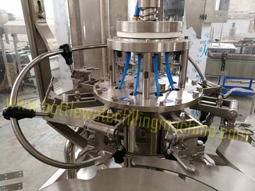 Beverage / Water Bottle Filling Machine With Constant Pressure Filling