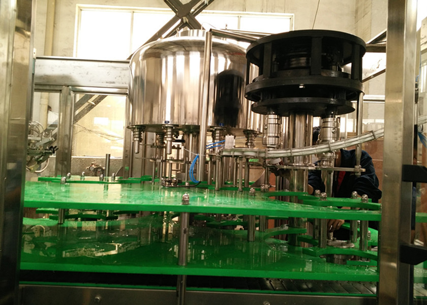 Fruit Juice Processing Juice Filling Machine , PCL Touch Screen Bottling Juice Equipment